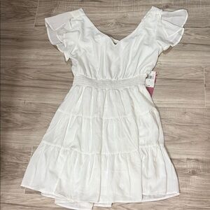 Emerald sundae White Ruffle Sleeve Dress size L